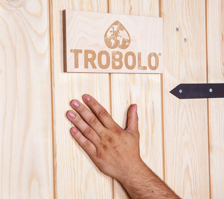 TROBOLO KersaBœm - drewniana kabina z toaletą kompostującą z kompostownikiem 300 l