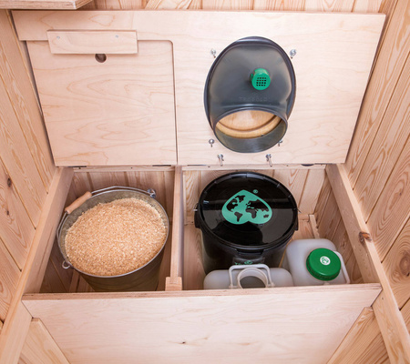 TROBOLO KersaBœm - wooden cabin with composting toilet with 300 l composter